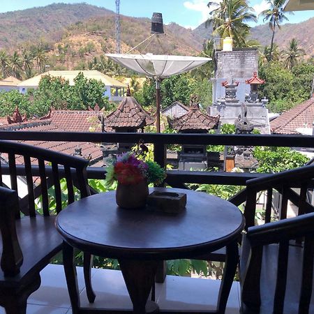 Tira Amed Homestay Exterior foto
