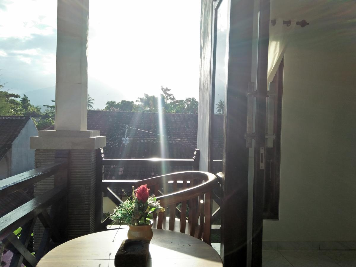 Tira Amed Homestay Exterior foto