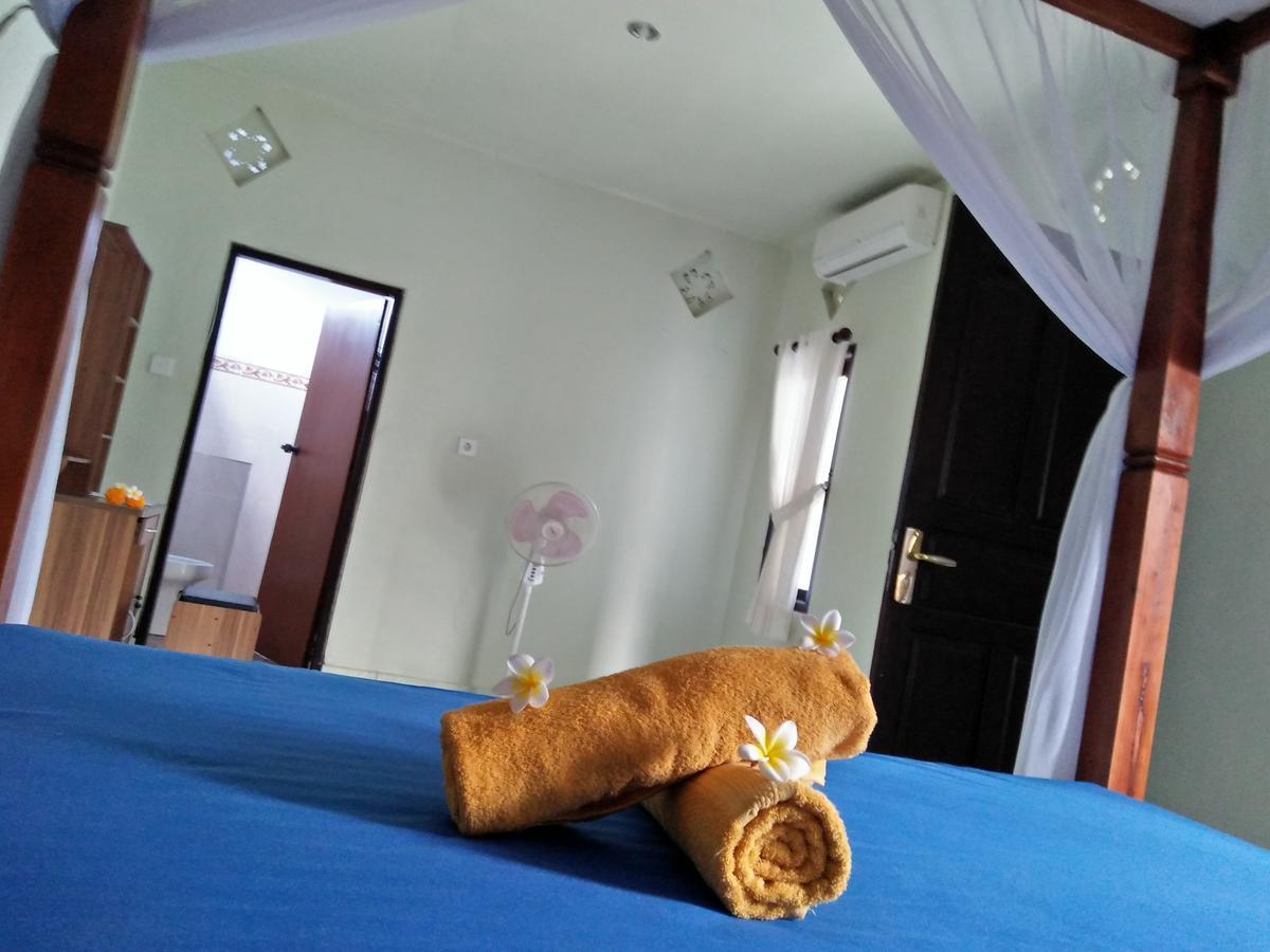 Tira Amed Homestay Exterior foto
