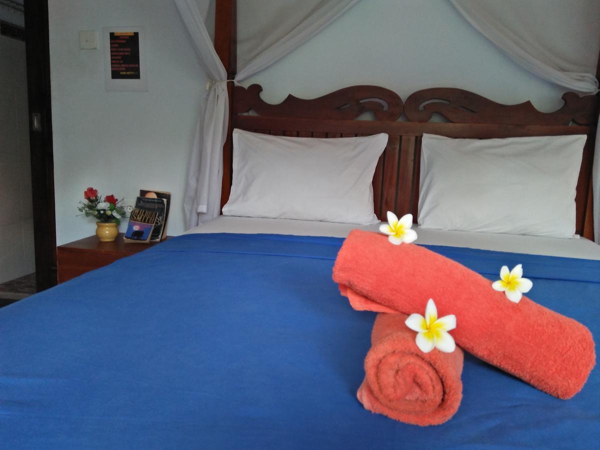 Tira Amed Homestay Exterior foto