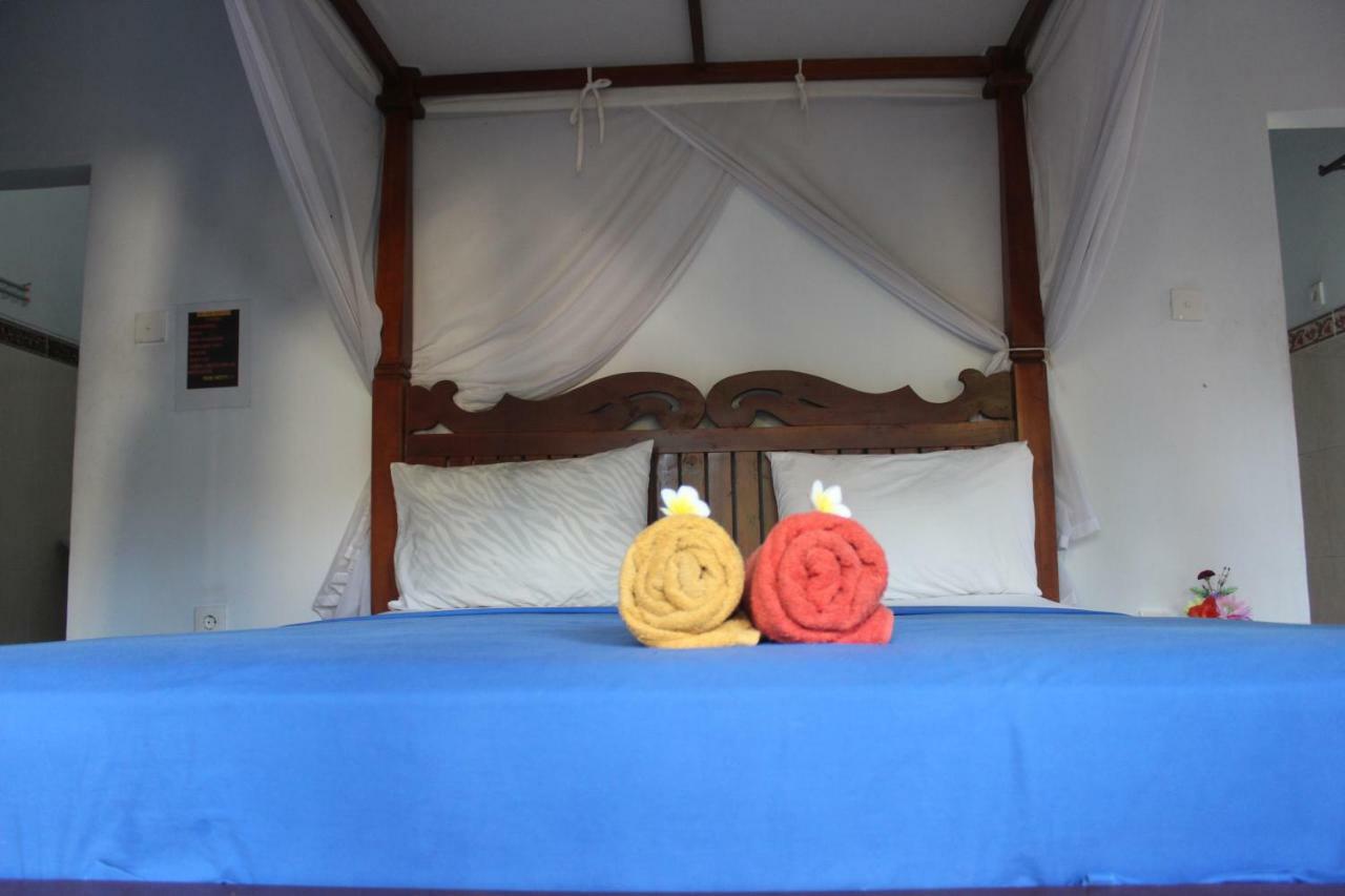 Tira Amed Homestay Exterior foto