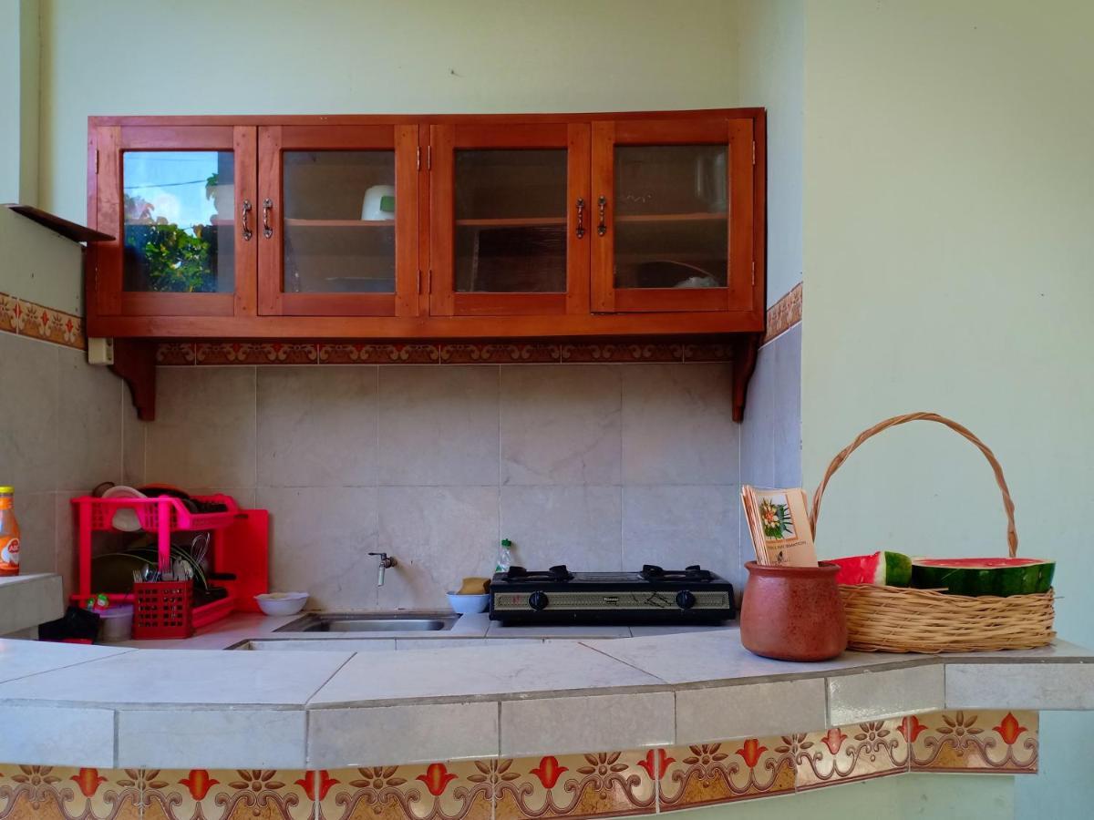 Tira Amed Homestay Exterior foto
